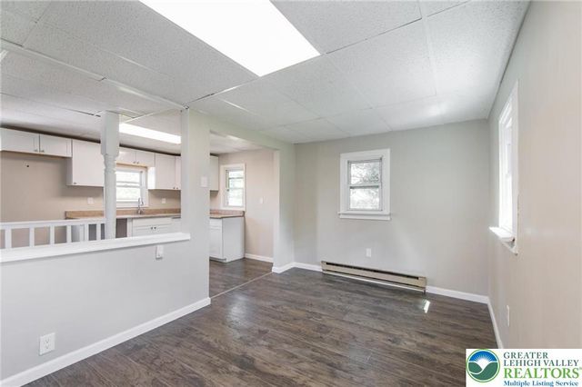 1240 Pembroke Road 2, Freemansburg Boro, PA 18017