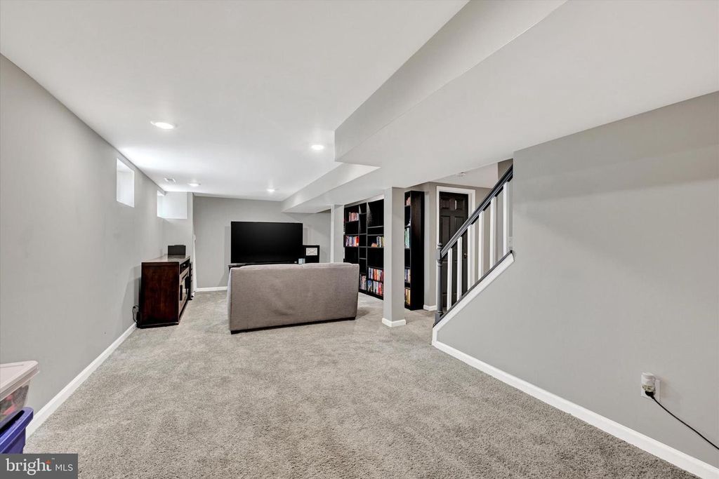 Image 27 of property listing at 5217 CATALPHA RD, Baltimore, MD 21214