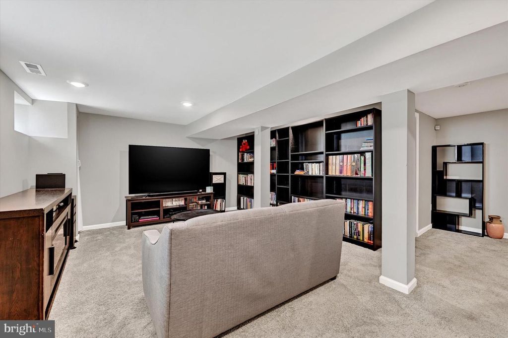 Image 29 of property listing at 5217 CATALPHA RD, Baltimore, MD 21214