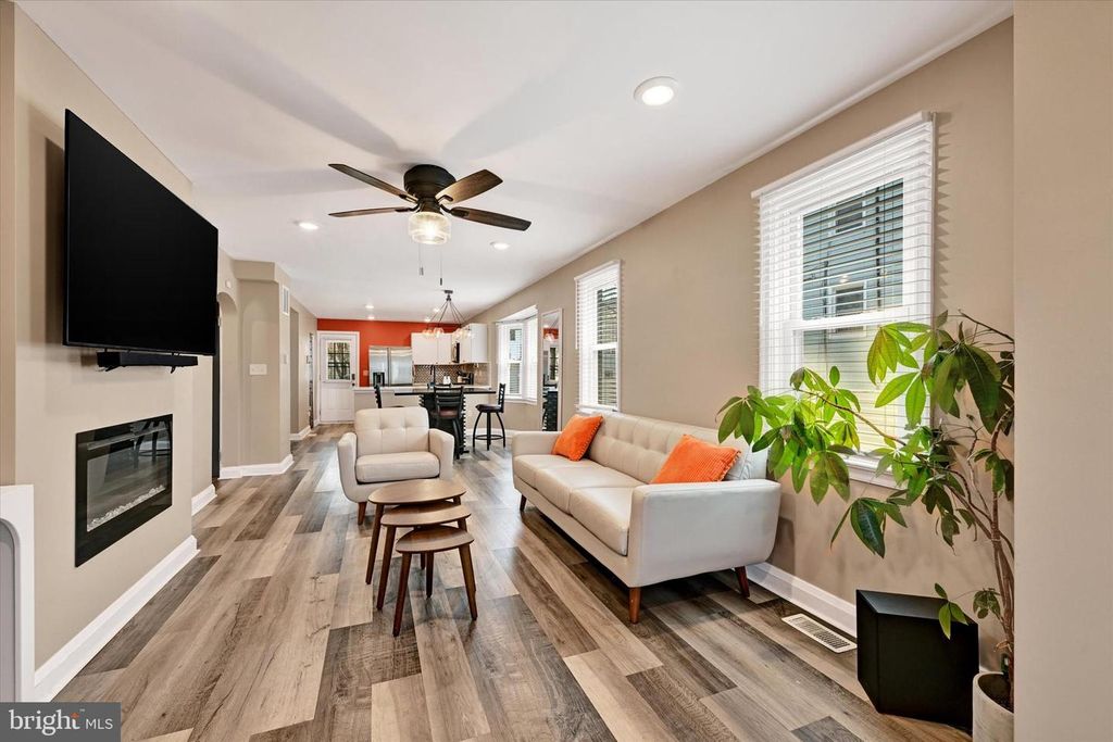 Image 7 of property listing at 5217 CATALPHA RD, Baltimore, MD 21214