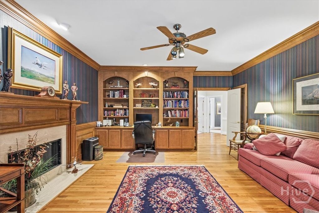 Image 13 of property listing at 2 Windwalk Lane, Savannah, GA 31411