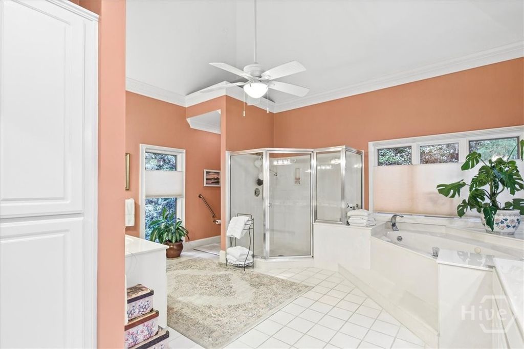 Image 17 of property listing at 2 Windwalk Lane, Savannah, GA 31411