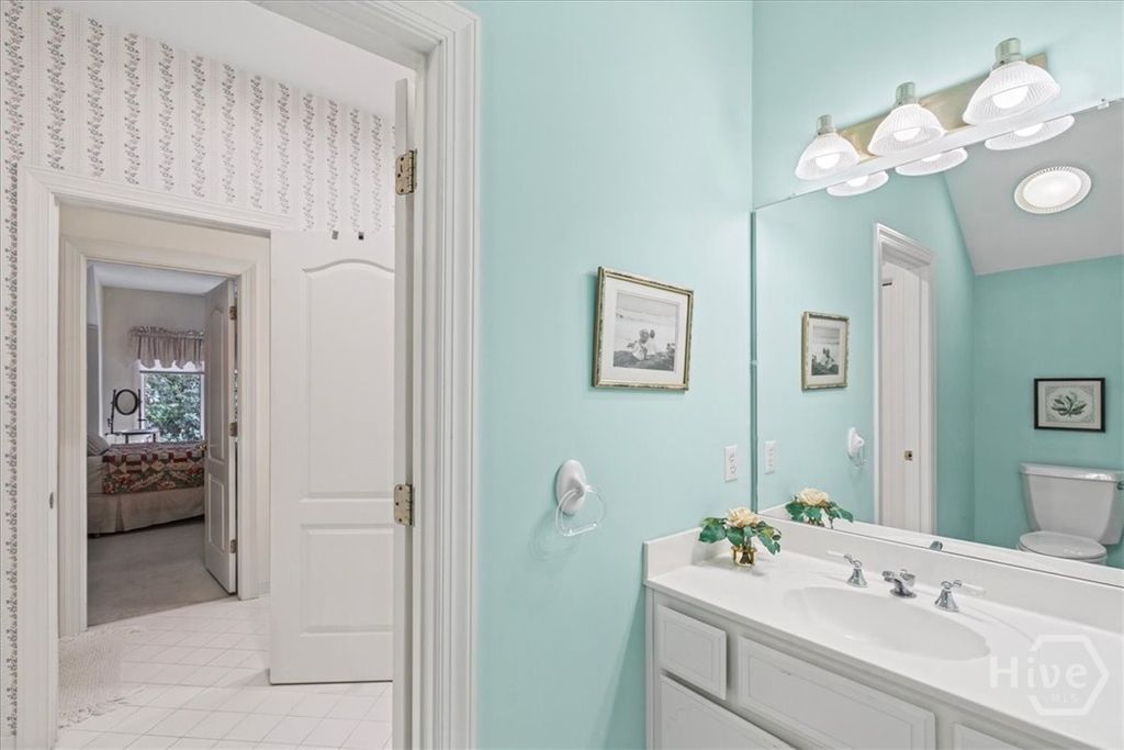 Image 23 of property listing at 2 Windwalk Lane, Savannah, GA 31411