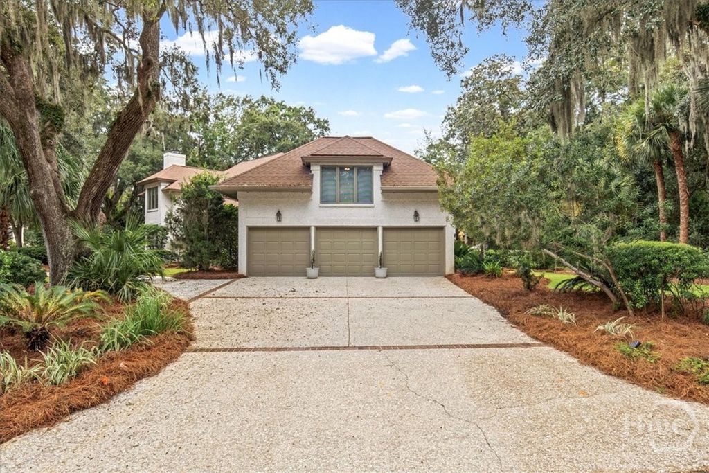 Image 47 of property listing at 2 Windwalk Lane, Savannah, GA 31411