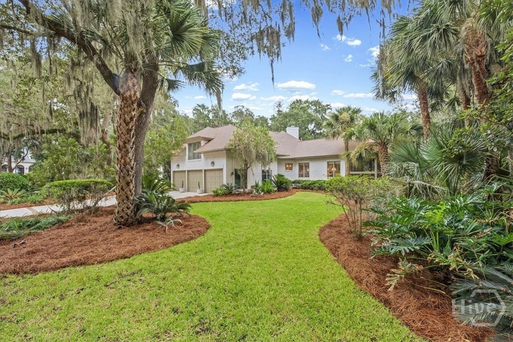 Image 48 of property listing at 2 Windwalk Lane, Savannah, GA 31411