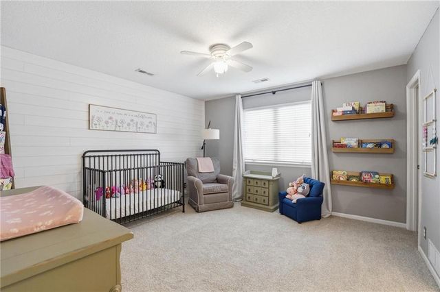 2605 SW Winterview Circle, Lee's Summit, MO 64081