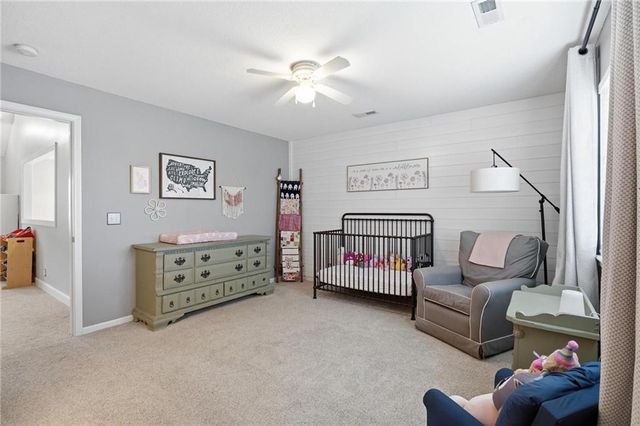 2605 SW Winterview Circle, Lee's Summit, MO 64081