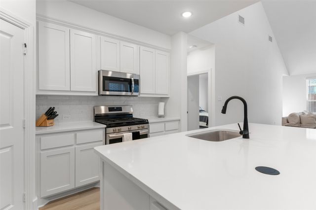 3920 Aqua Lane, Sherman, TX 75090