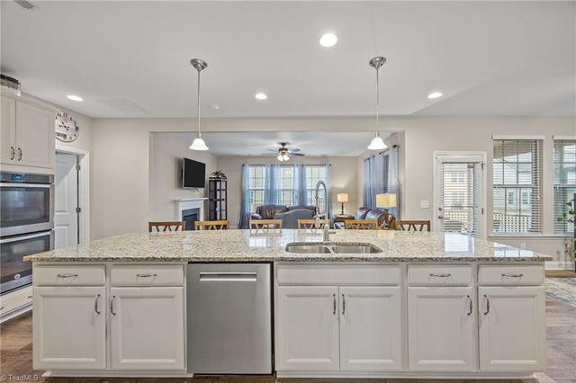 617 Bunker Drive, Mebane, NC 27302