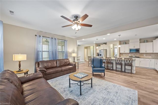 617 Bunker Drive, Mebane, NC 27302