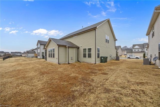 617 Bunker Drive, Mebane, NC 27302