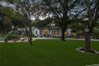 401 Corona, San Antonio, TX 78209
