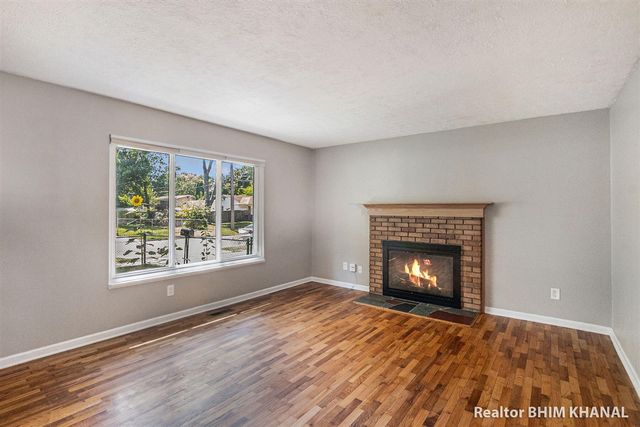 3100 Glenbrook Drive, Lansing, MI 48911