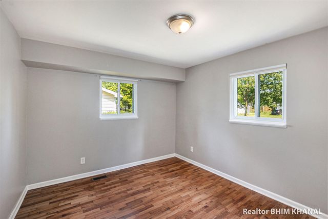 3100 Glenbrook Drive, Lansing, MI 48911