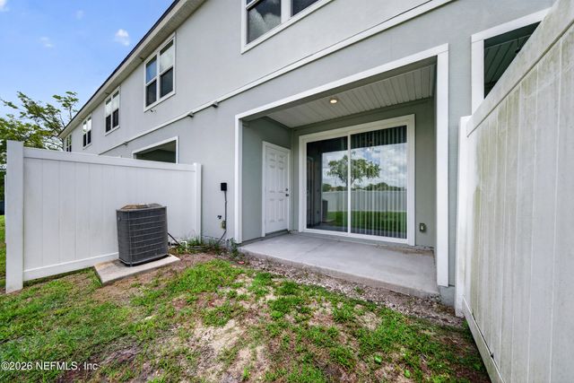 2882 BLACK BUCK Circle, Jacksonville, FL 32225
