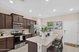 2882 BLACK BUCK Circle, Jacksonville, FL 32225