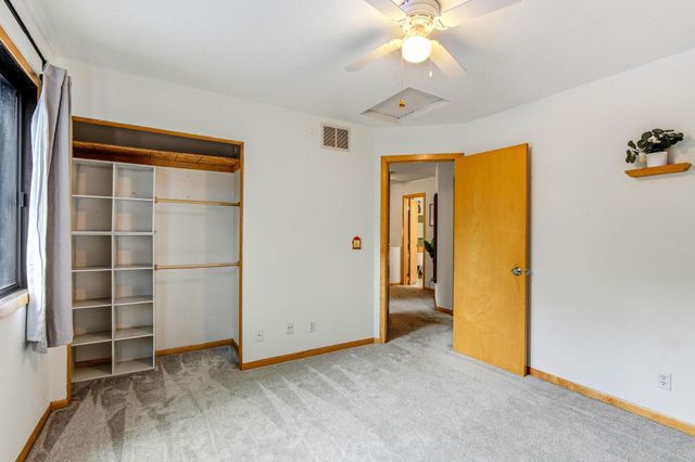868 Winterberry Court, Woodbury, MN 55125