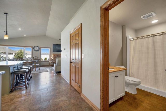 3865 MEUNIER LANE, Green Bay, WI 54311