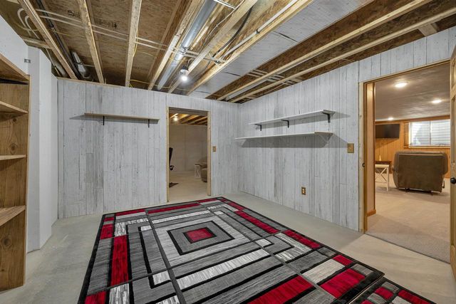 3865 MEUNIER LANE, Green Bay, WI 54311