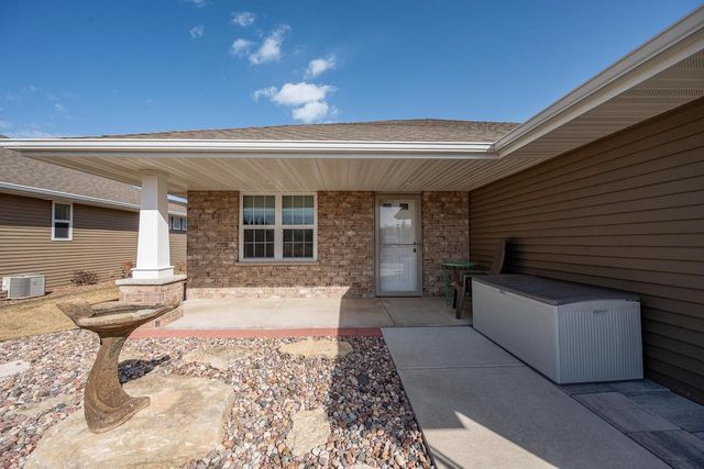 3865 MEUNIER LANE, Green Bay, WI 54311