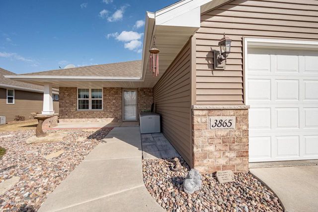 3865 MEUNIER LANE, Green Bay, WI 54311