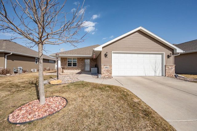 3865 MEUNIER LANE, Green Bay, WI 54311