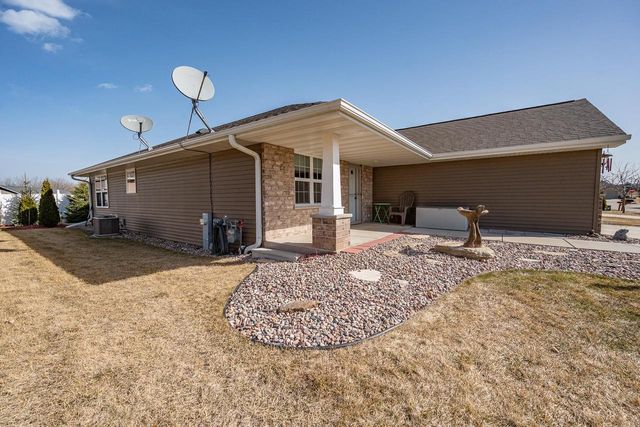 3865 MEUNIER LANE, Green Bay, WI 54311