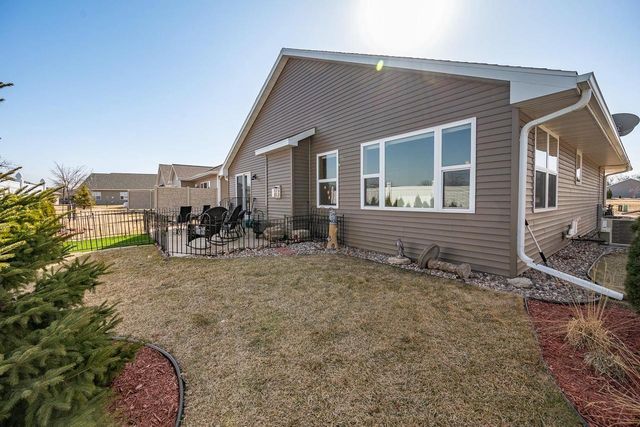 3865 MEUNIER LANE, Green Bay, WI 54311