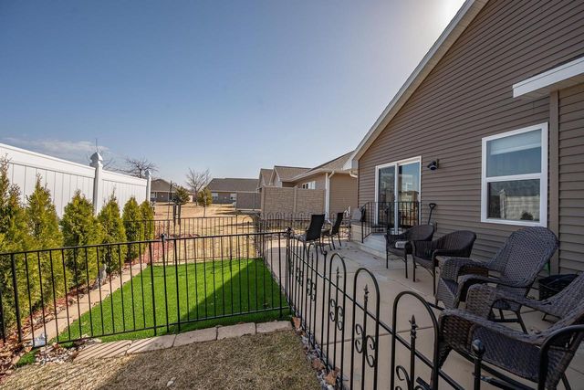 3865 MEUNIER LANE, Green Bay, WI 54311