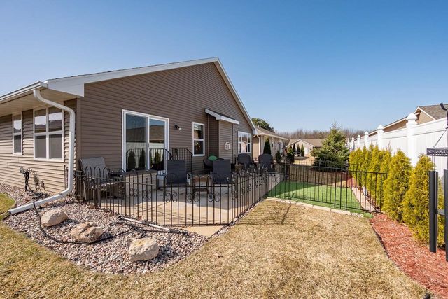 3865 MEUNIER LANE, Green Bay, WI 54311