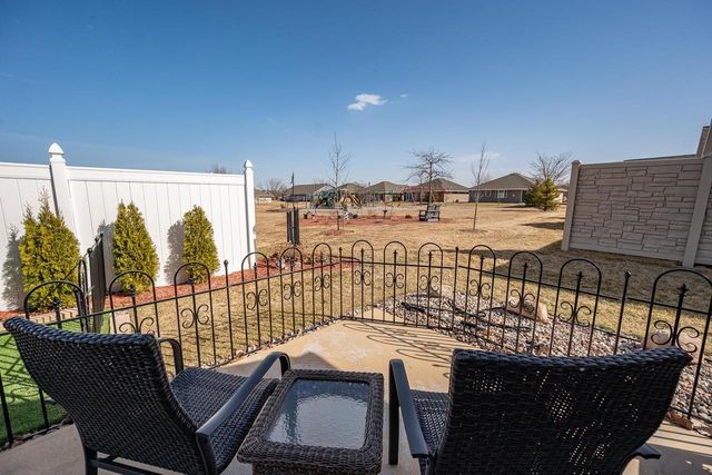 3865 MEUNIER LANE, Green Bay, WI 54311