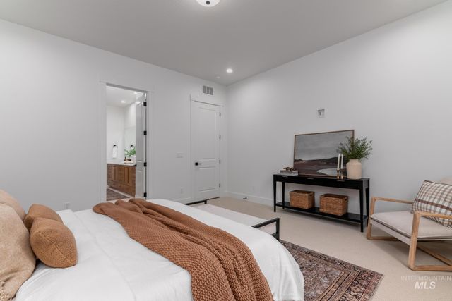 14894 Boatwatch Dr, Caldwell, ID 83607