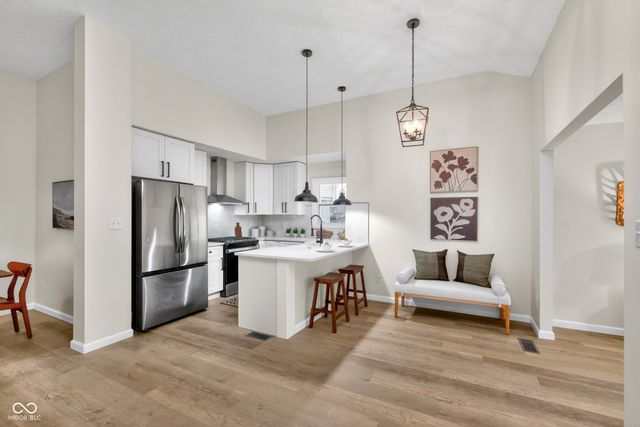 8764 Sugar Pine Point, Indianapolis, IN 46256