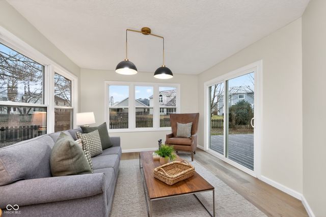 8764 Sugar Pine Point, Indianapolis, IN 46256