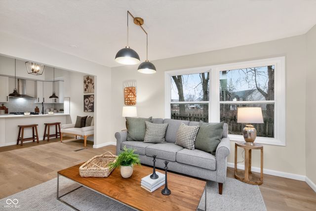 8764 Sugar Pine Point, Indianapolis, IN 46256