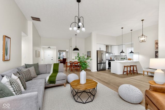 8764 Sugar Pine Point, Indianapolis, IN 46256