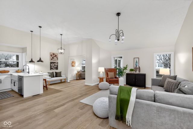 8764 Sugar Pine Point, Indianapolis, IN 46256