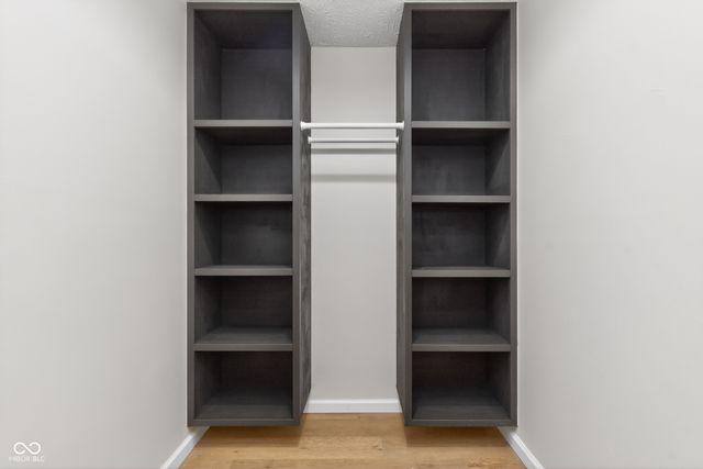 8764 Sugar Pine Point, Indianapolis, IN 46256