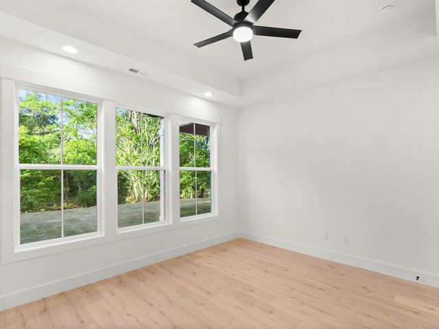 207 Love Springs Road, Cowpens, SC 29330