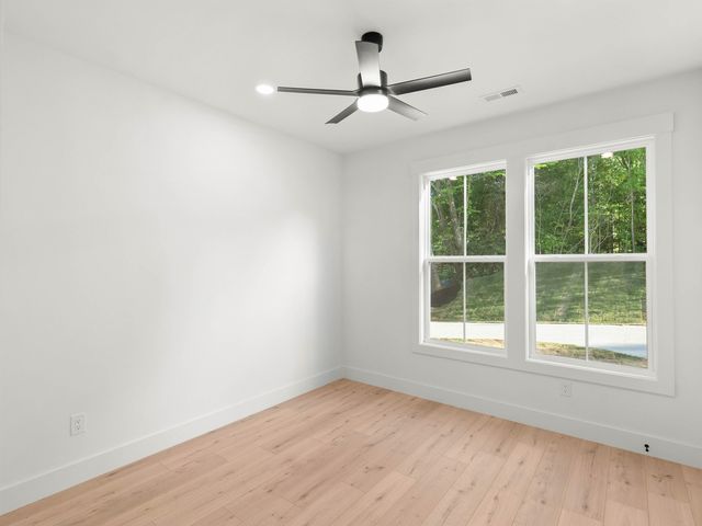 207 Love Springs Road, Cowpens, SC 29330