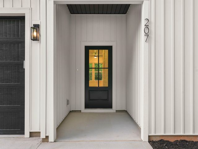 207 Love Springs Road, Cowpens, SC 29330