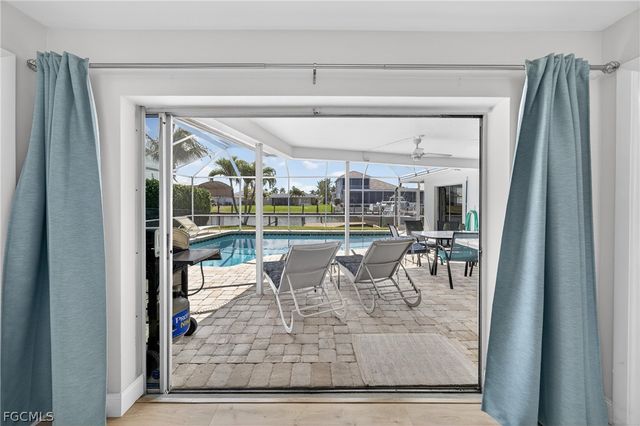 124 SW 56th TER, Cape Coral, FL 33914