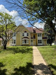 2339 N Grant BOULEVARD, Milwaukee, WI 53210
