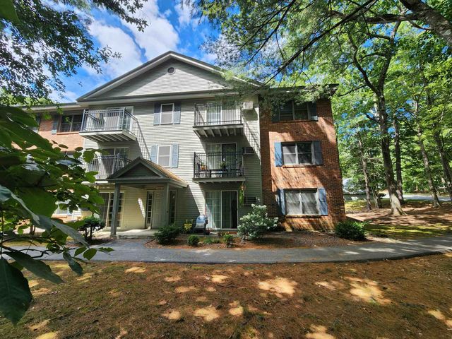 11 St James Place # 11, Nashua, NH 03062