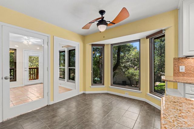 7621 DIETZ ELKHORN RD, Boerne, TX 78015