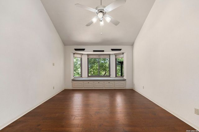 7621 DIETZ ELKHORN RD, Boerne, TX 78015