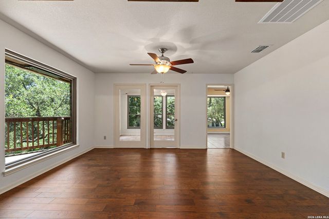 7621 DIETZ ELKHORN RD, Boerne, TX 78015