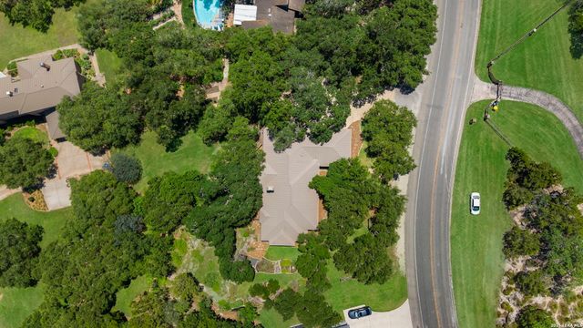 7621 DIETZ ELKHORN RD, Boerne, TX 78015