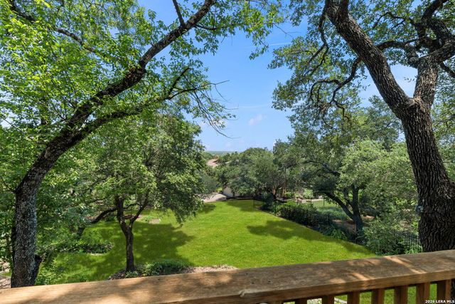7621 DIETZ ELKHORN RD, Boerne, TX 78015