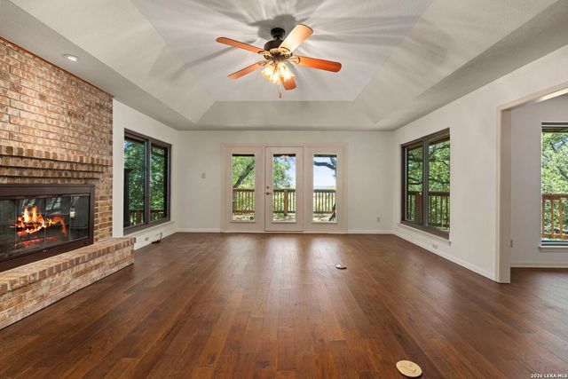 7621 DIETZ ELKHORN RD, Boerne, TX 78015